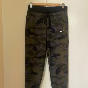 Nike Joggers